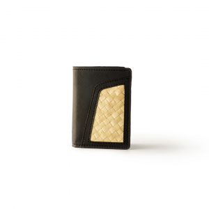 Dompet Lipat Kulit dengan Anyaman
