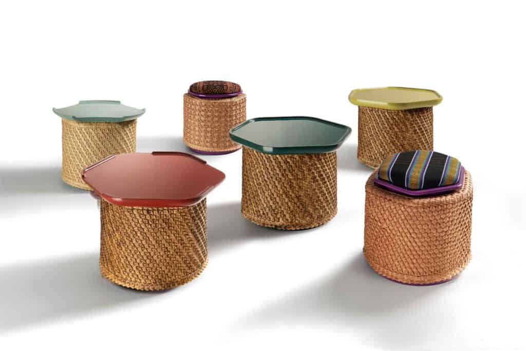 koleksi stool dan side table yang dibuat dari keranjang anyaman daun lontar yang menggabungkan elemen tradisional dan desain modern